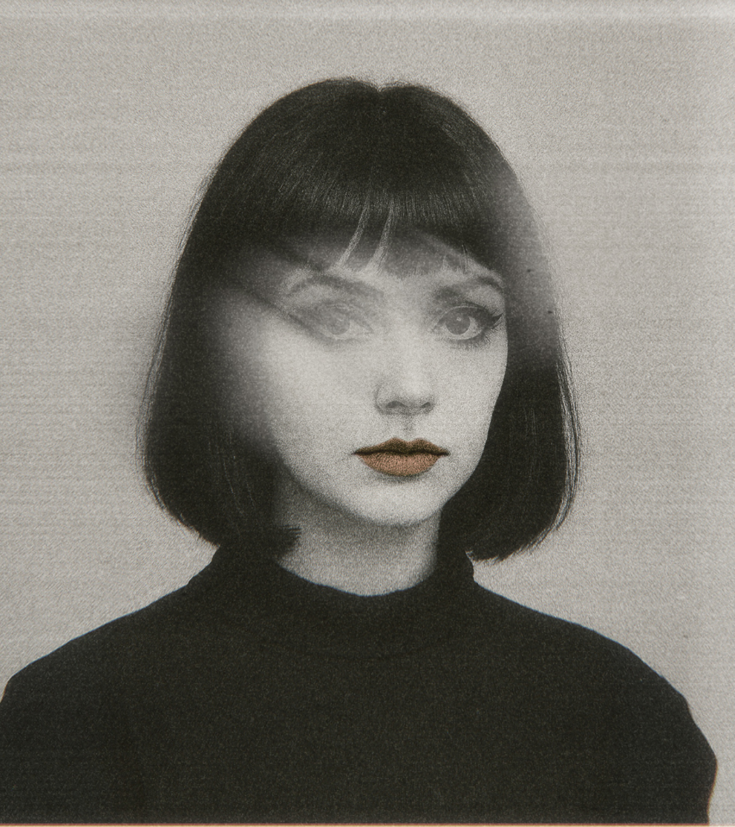 Model wearing Cenizas lipstick